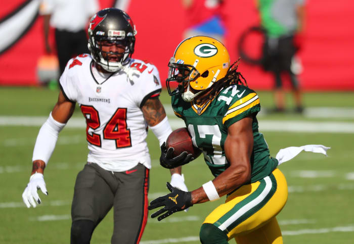 Tampa Bay Buccaneers CB Carlton Davis defending Green Bay Packers WR Davante Adams